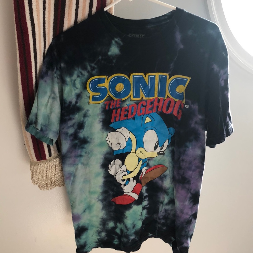 Sonic tee